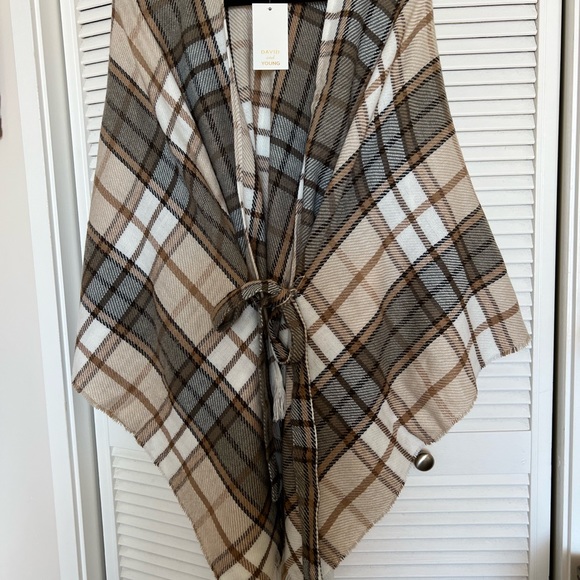 NWT kimono, can tie or leave open. Soft! - Picture 3 of 4